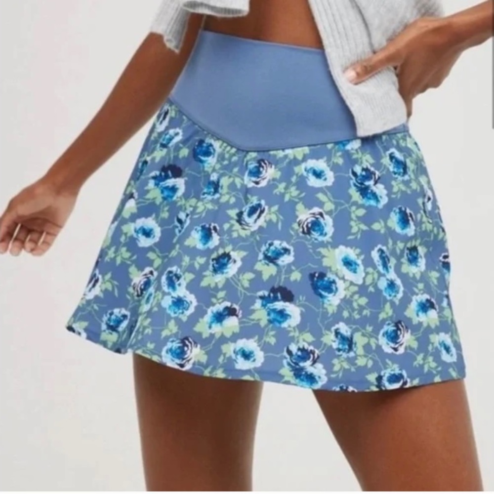 NWT Aerie Offline Floral Print Skort Sz Small